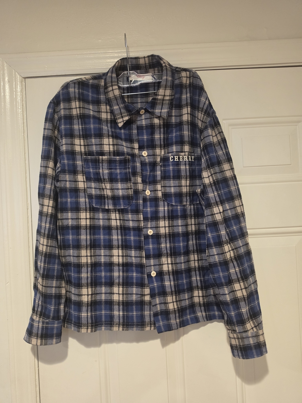 Cherry Blue Plaid Button-Up Flannel Long Sleeve Shirt